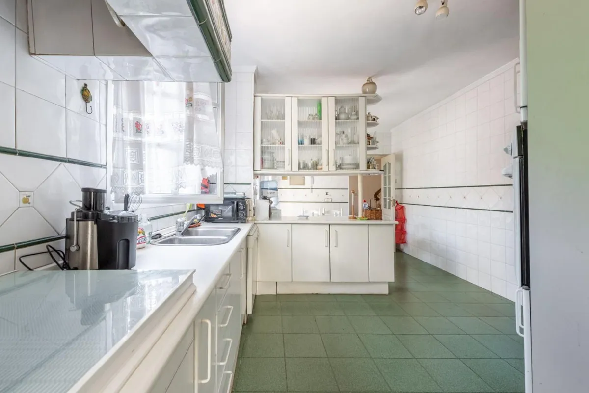 3c5df813-d3b2-4990-ba1b-8c51530689f4