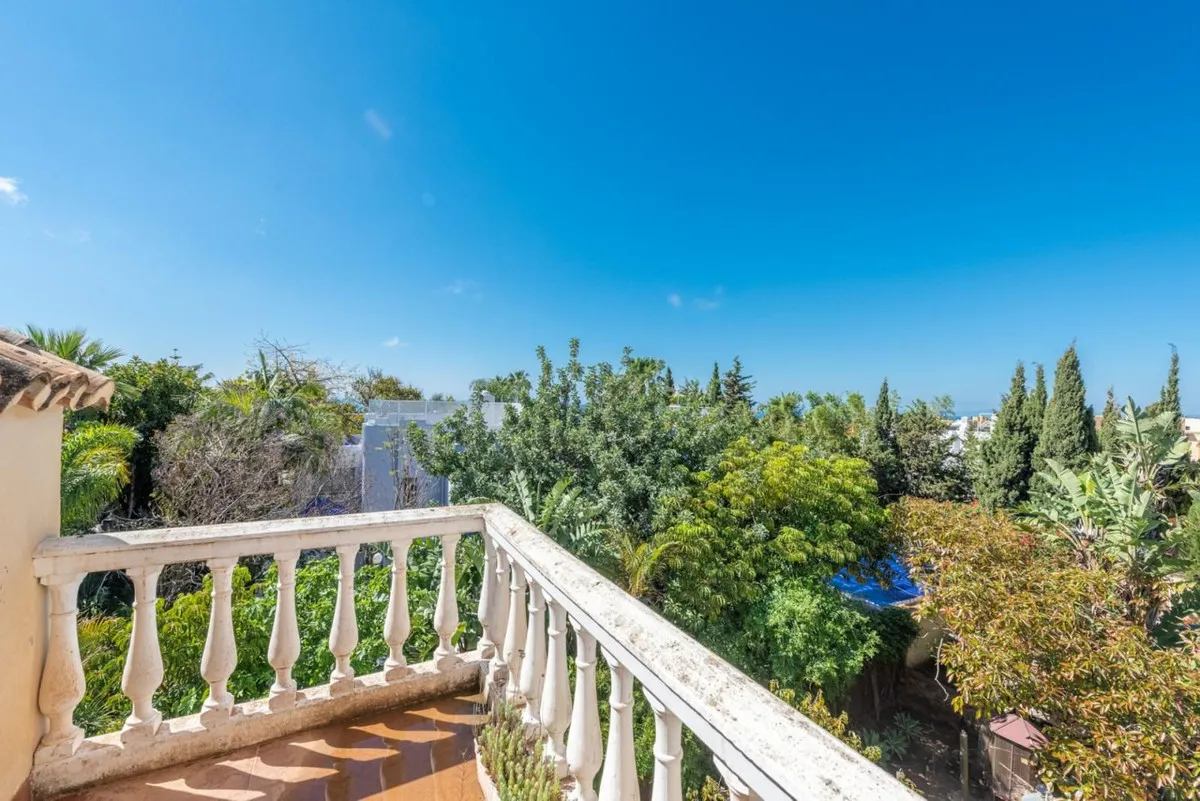 b87e4067-1906-4692-80aa-d1d1fd620f4f