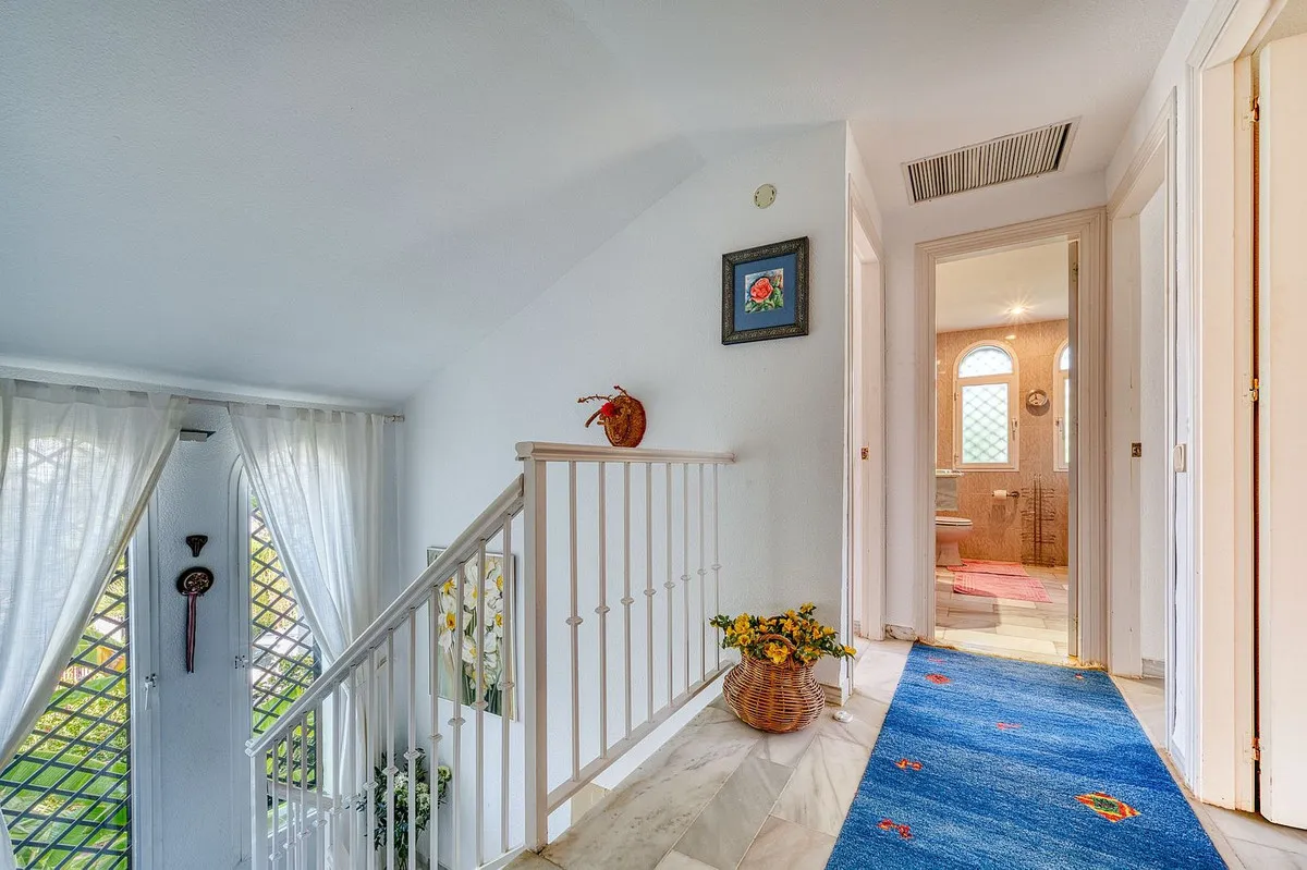 79cc9aa5-0680-487d-a144-23bb523c886d