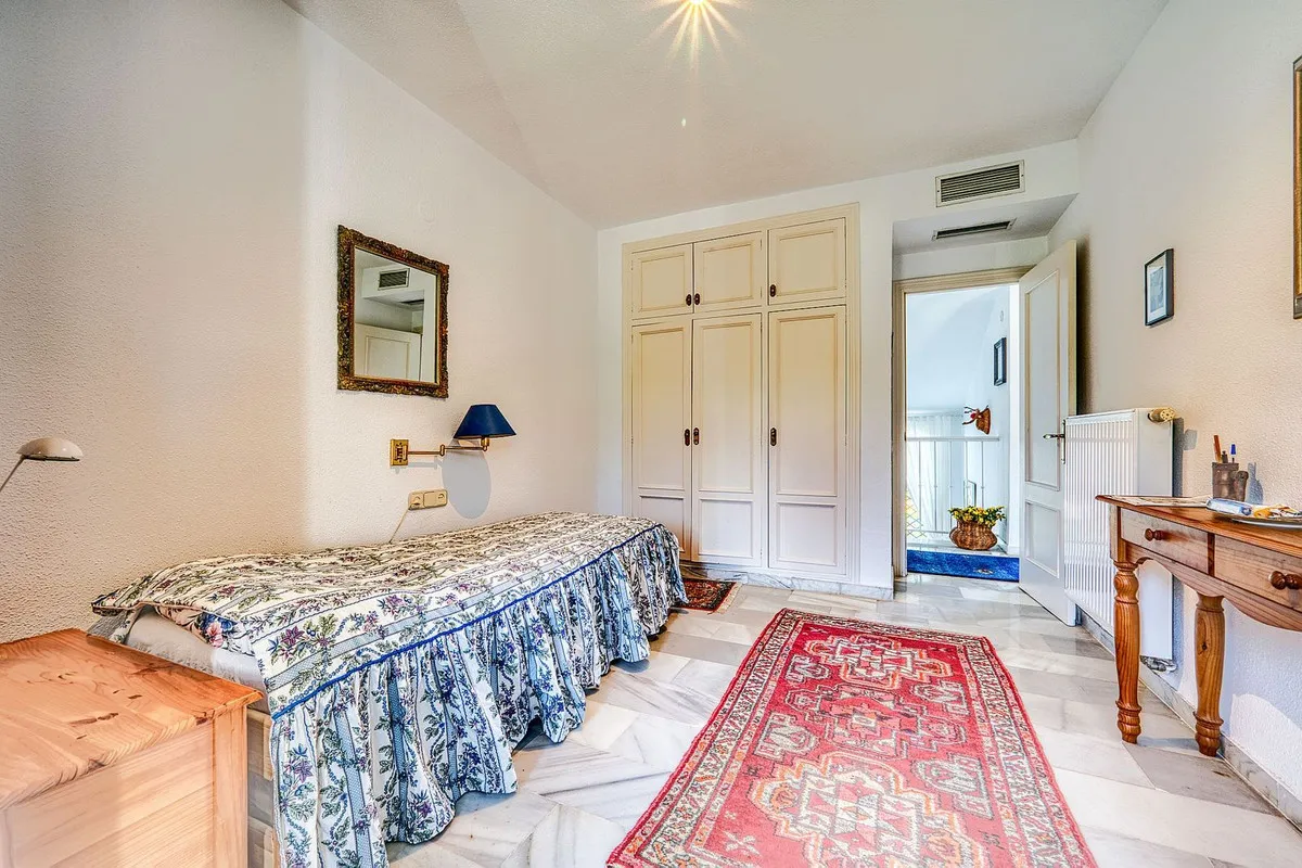 a2108d85-228b-4039-95d3-6e34fb71c77c