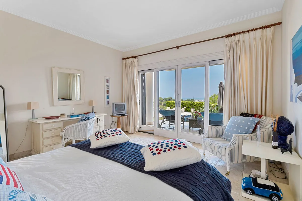 a5a3e3b6-04ec-48ac-bdda-c45e85dfe436