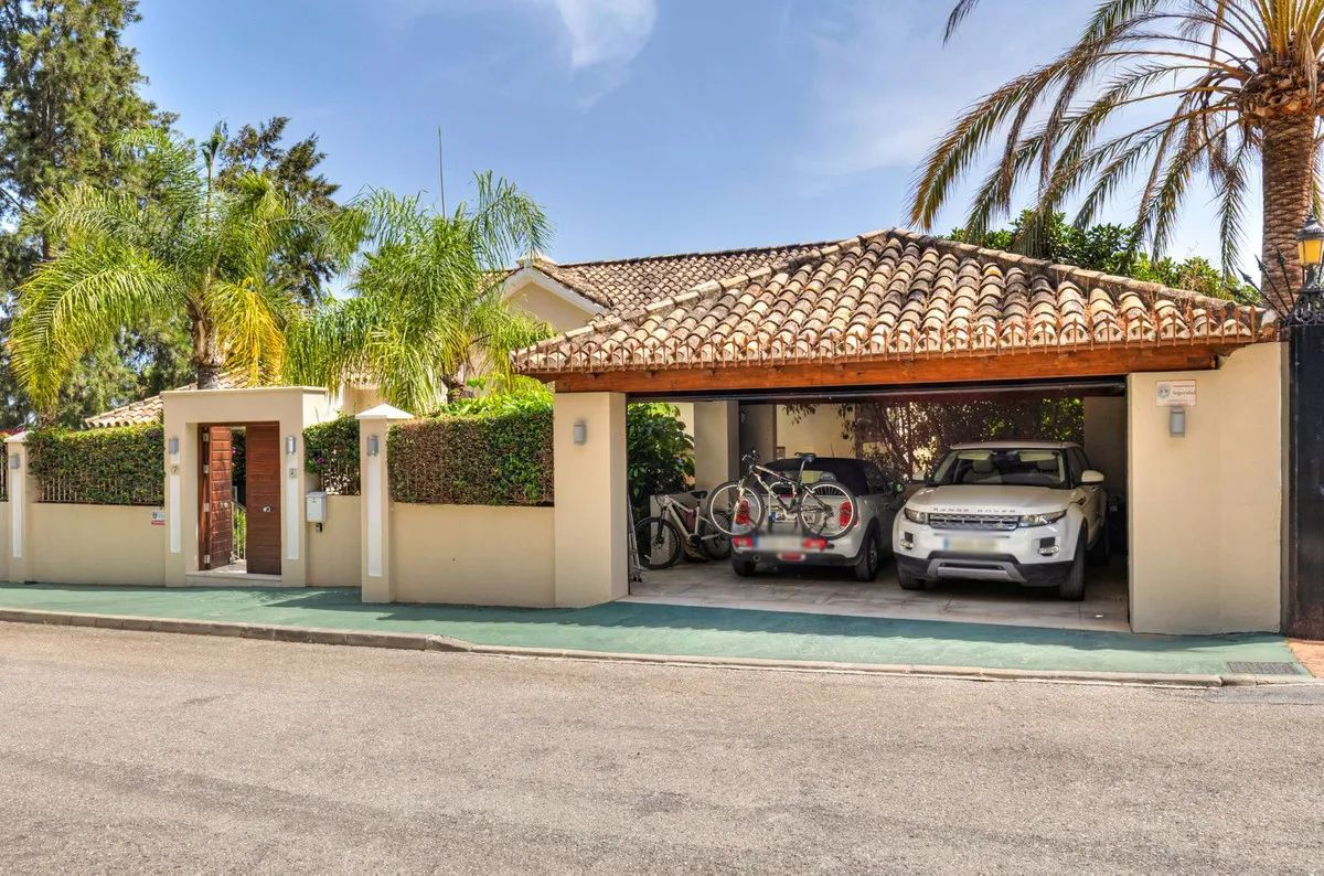 fe5fe560-6b48-493a-9ee7-d165a3ac6fb4