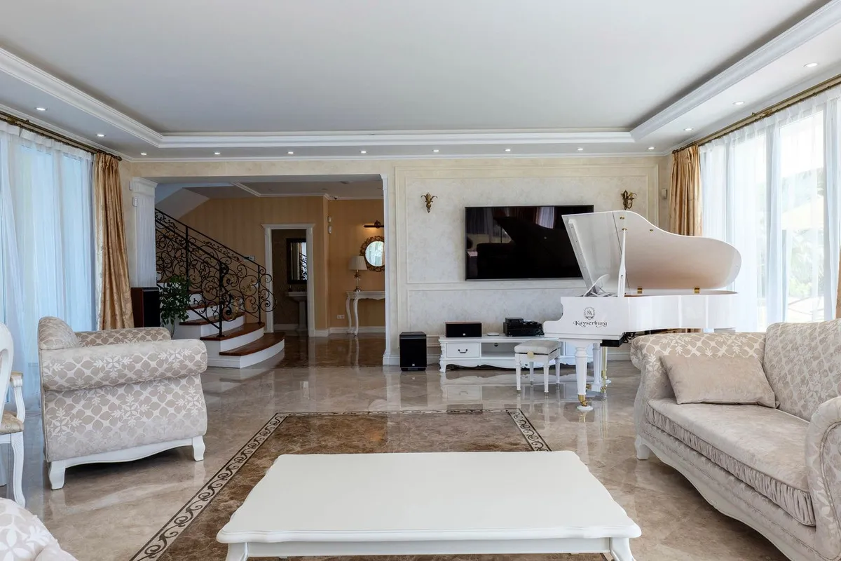 493ef586-0ef7-407f-8549-5645c2952f37