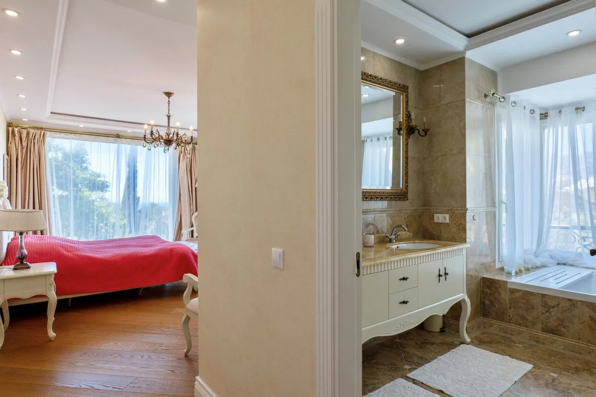 88e4f537-b66d-449b-a61a-302d616ae199