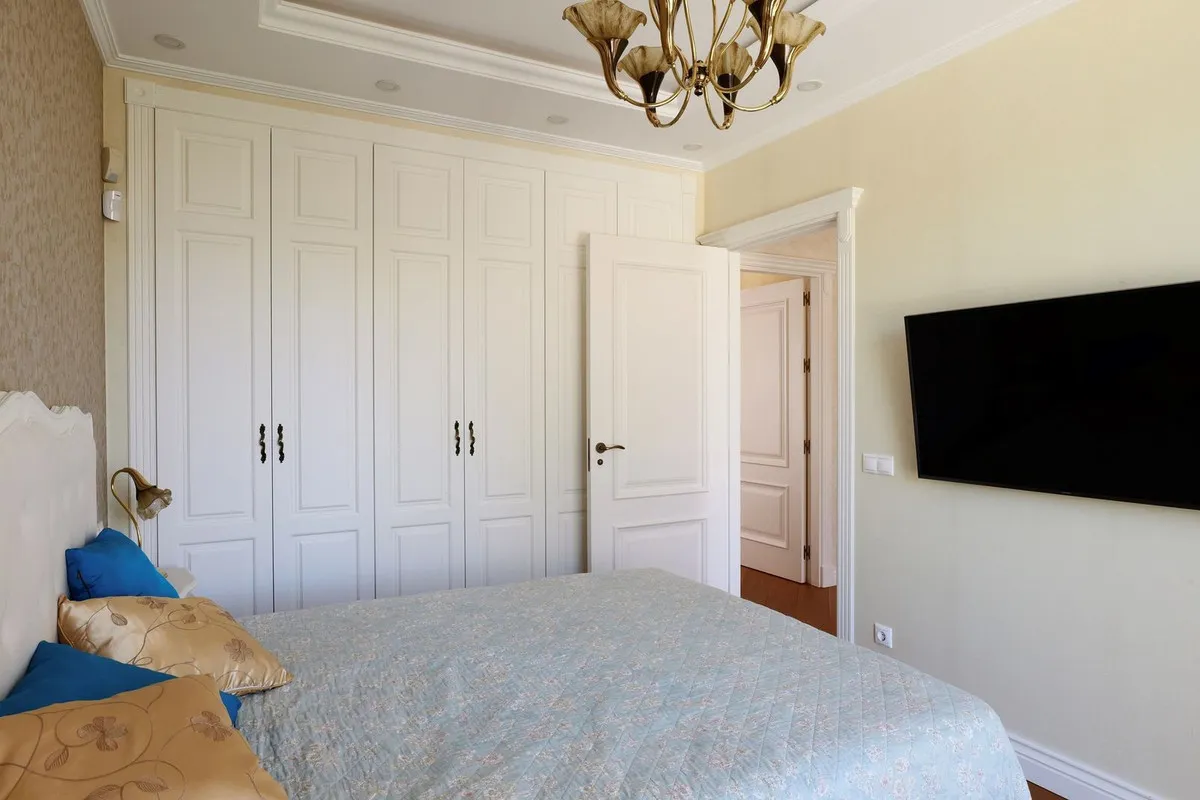 8b8e9779-c6b1-4b9b-903f-6c2e4f2f9e95