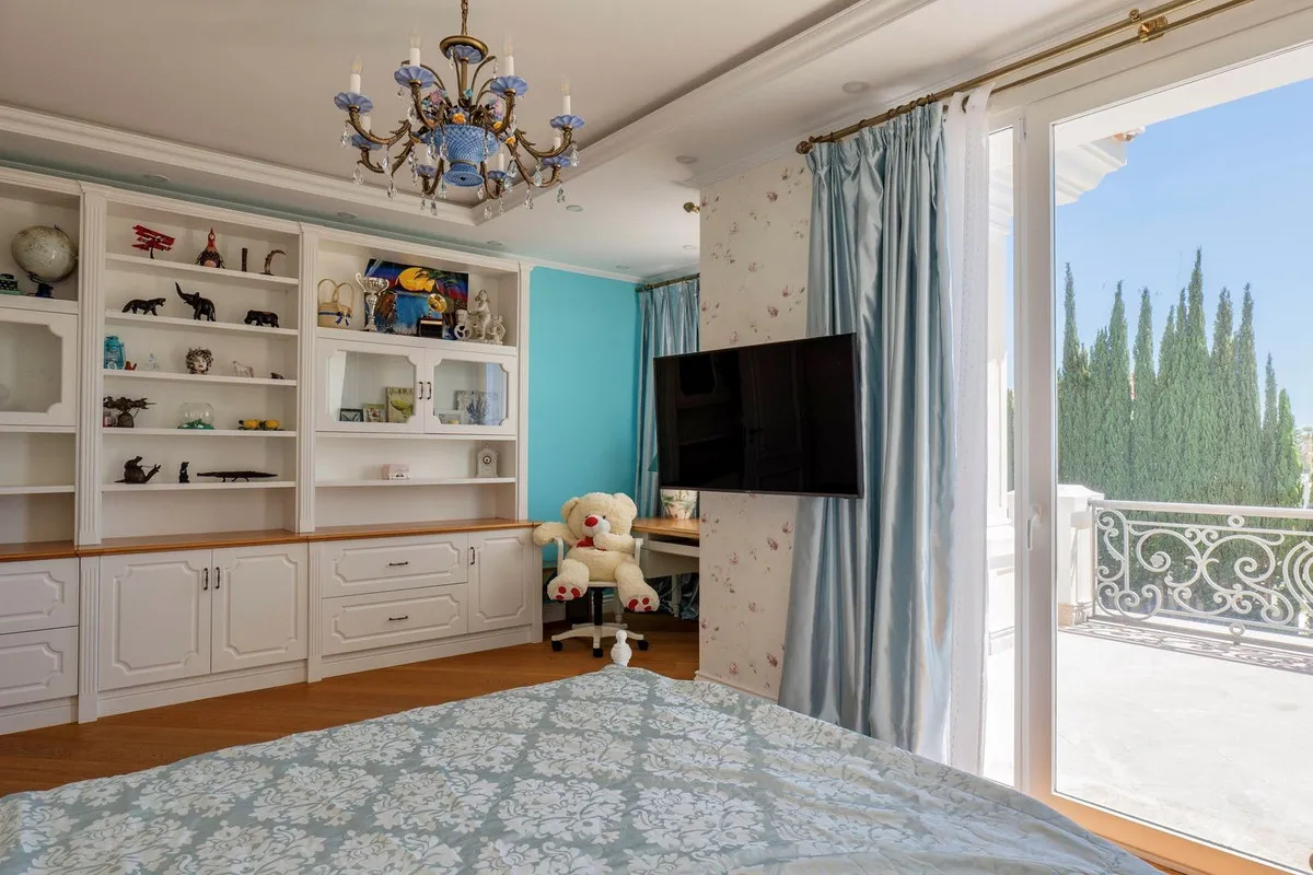 c468b10c-2b97-4a43-b733-90bbf160b83f