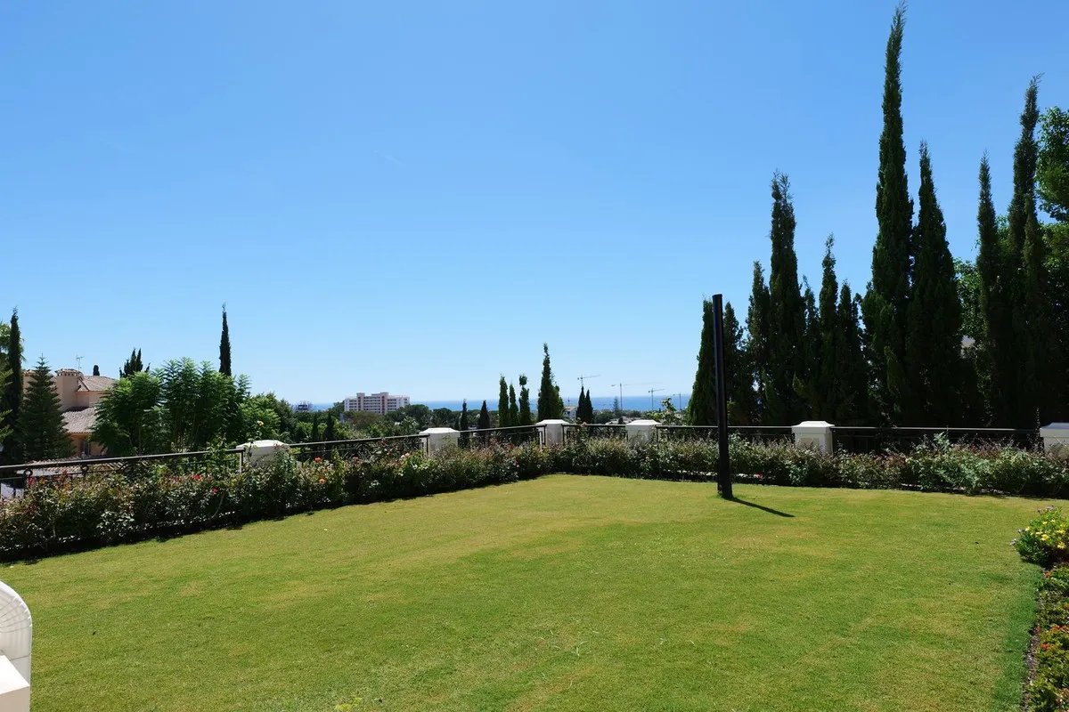 de8ec252-a5c5-4d62-ace1-e3e1db204d3f