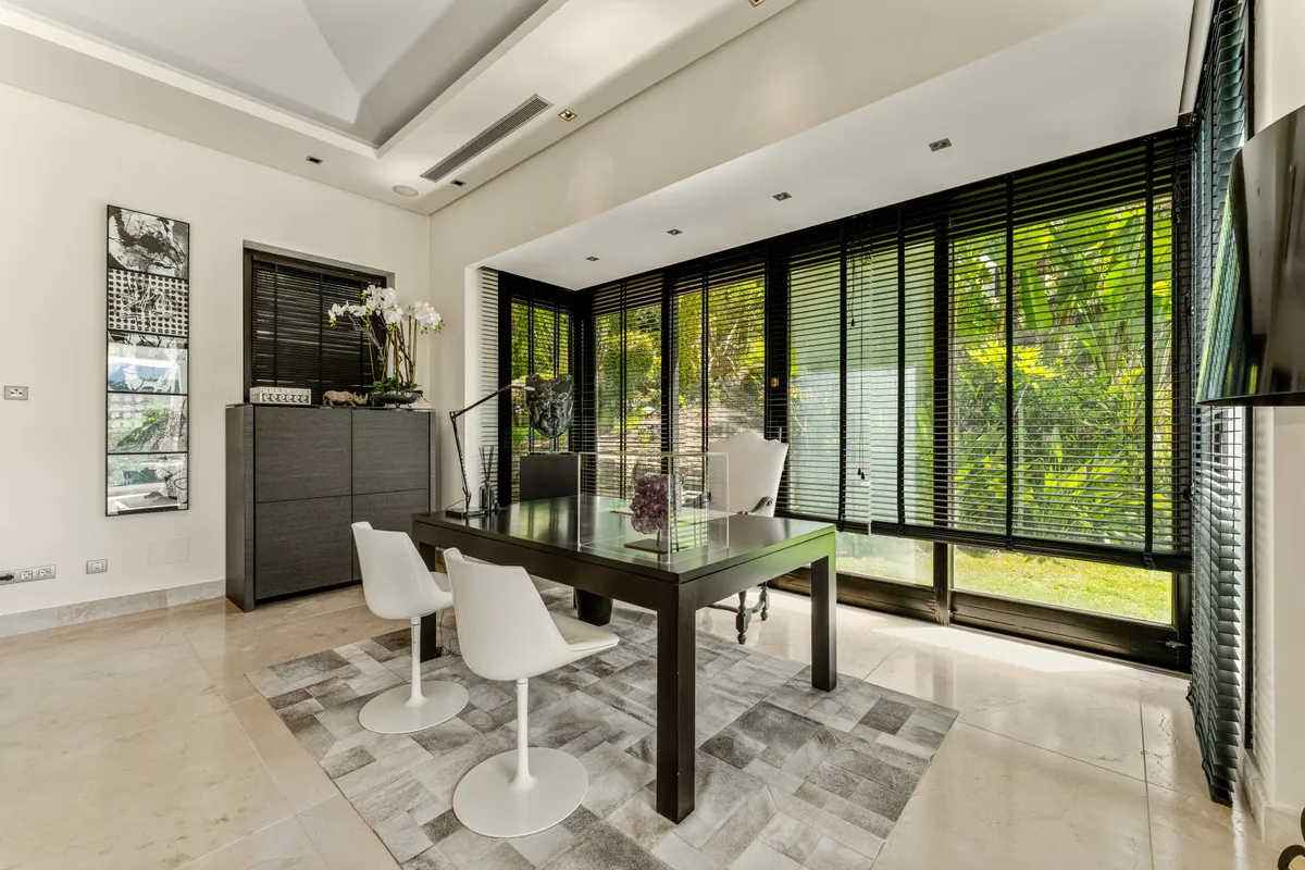 169686af-f351-494c-a90f-8c0beaf4beb4