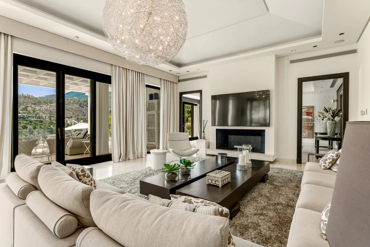 21c9f1a0-d750-4a95-9d97-9488788caa2f