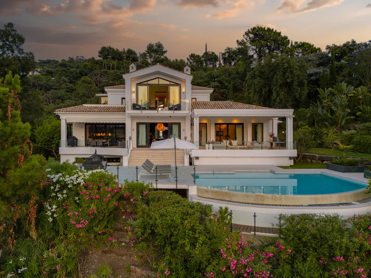 2ef25033-4634-426d-8f80-676b568dd779