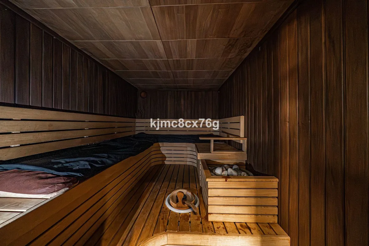 132fbe06-d93d-4e7a-8c79-15336a8e82eb