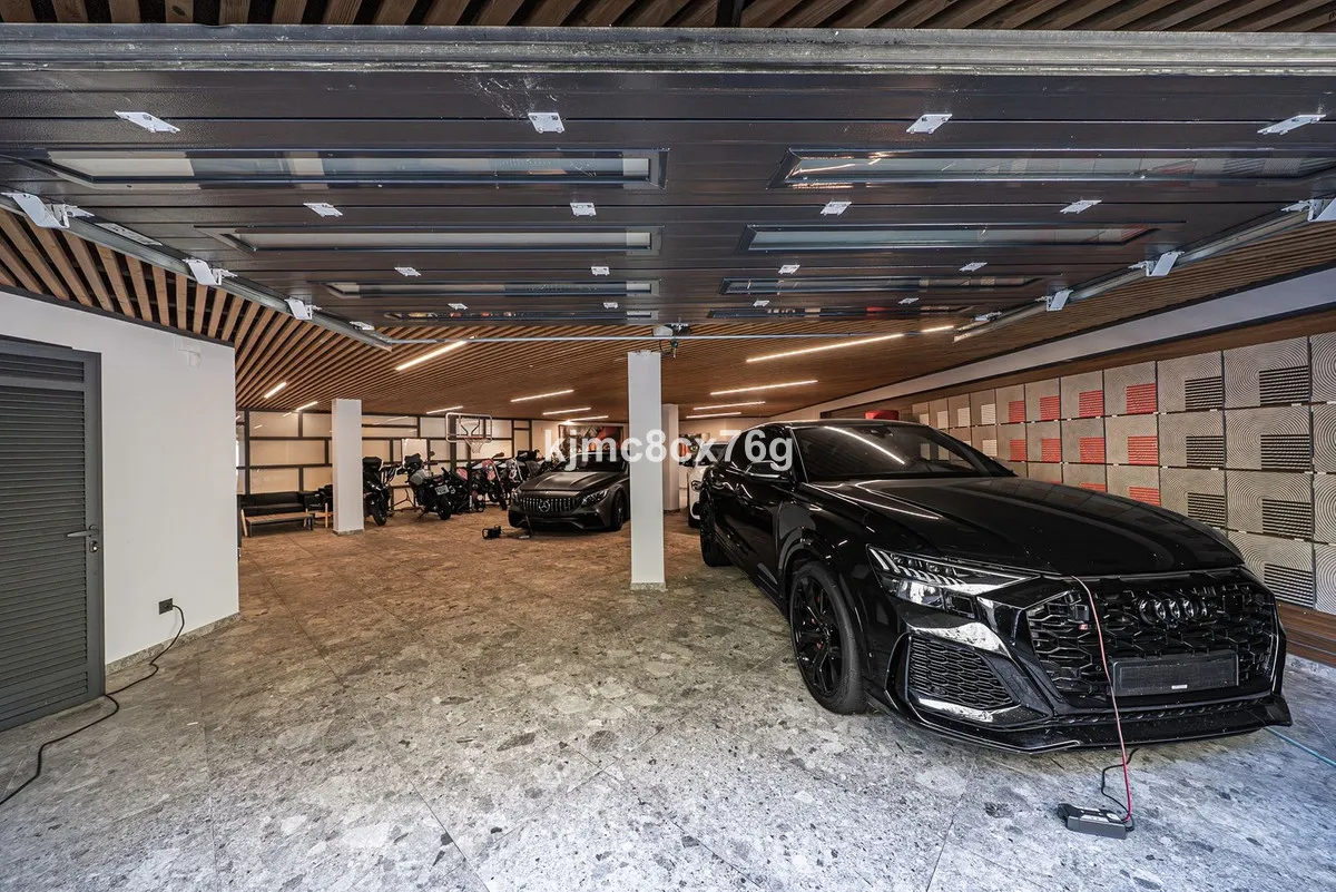 6f4de256-3d20-4ee5-956c-faf77583bbc5