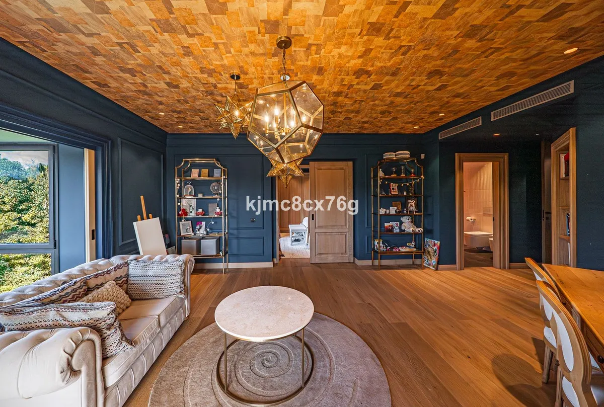 7ba12a71-3b7b-4722-96f4-72e263d565ec