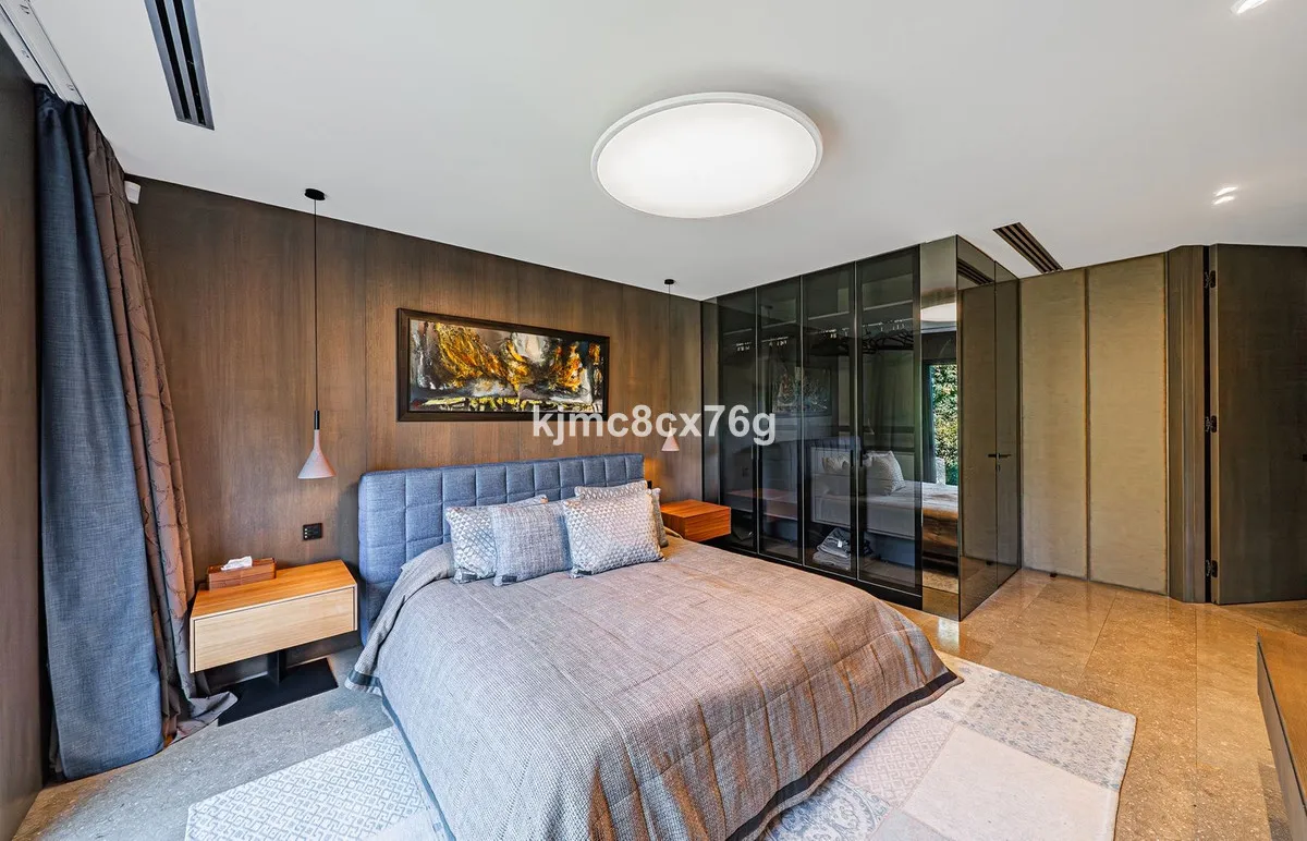 abd84ca3-4603-4e52-8ecb-5fd4d127e119