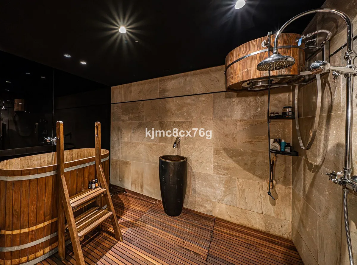 af49bbea-66b6-41c8-940d-deab65f16889