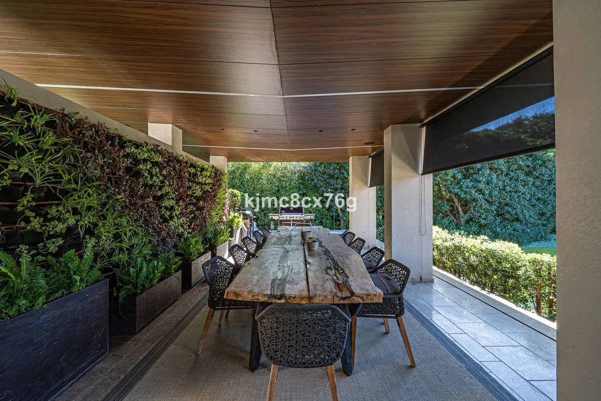 c422e7ed-ab61-4904-83af-02a9c3de7492