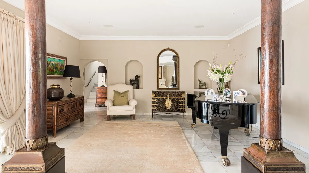 c46b5aec-7915-4aac-8a27-a2b5270b4a60