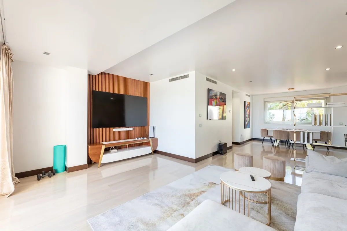 141b33e0-2ccf-41cf-9d3f-50e99b01cead