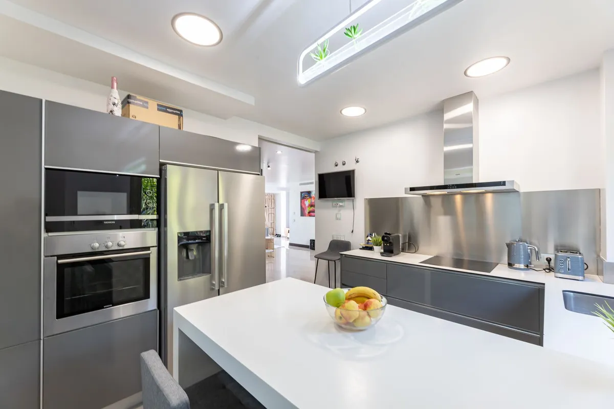 29bbdb97-58d8-4867-9f27-1e5be249d5c2