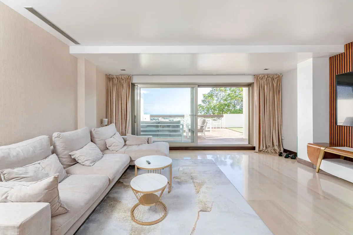 e5a214a7-f56b-48ff-806e-468d07056d8a