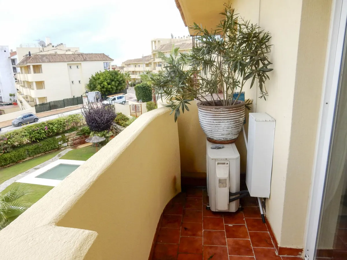 6d1ee194-543b-4317-a3a1-7ffb3cebec22