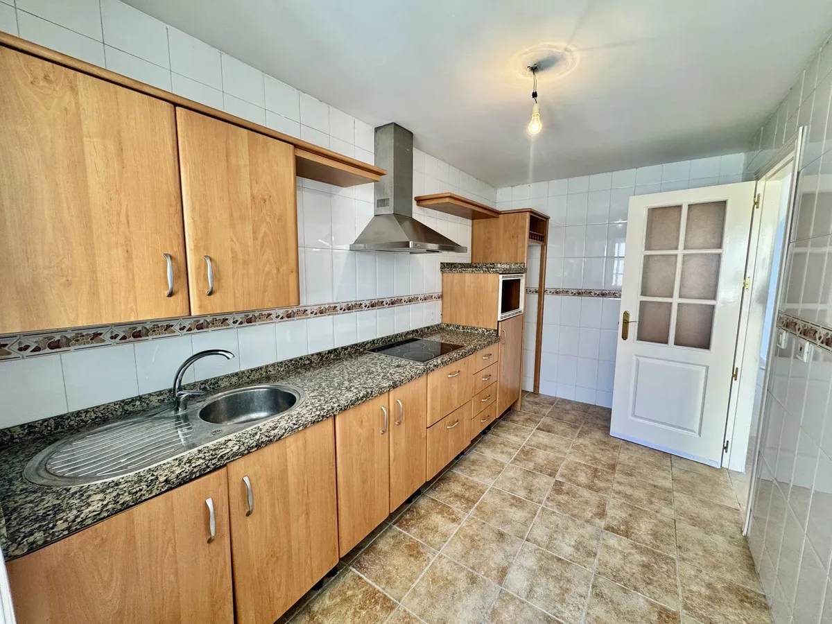 6985bc02-6eb0-40b4-8e0f-734f464b4339