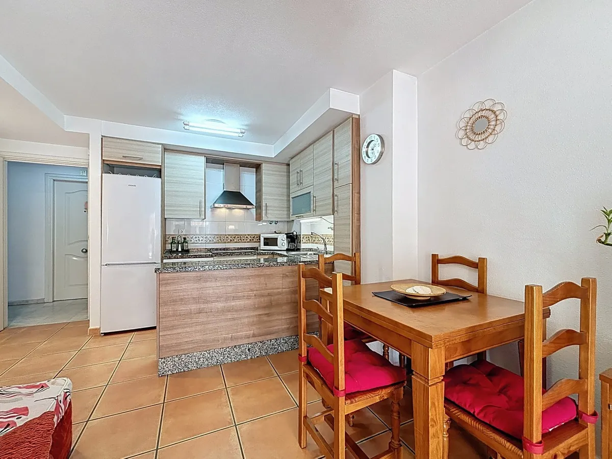 1b26050f-4e8d-493b-a50c-7250b6ade67c