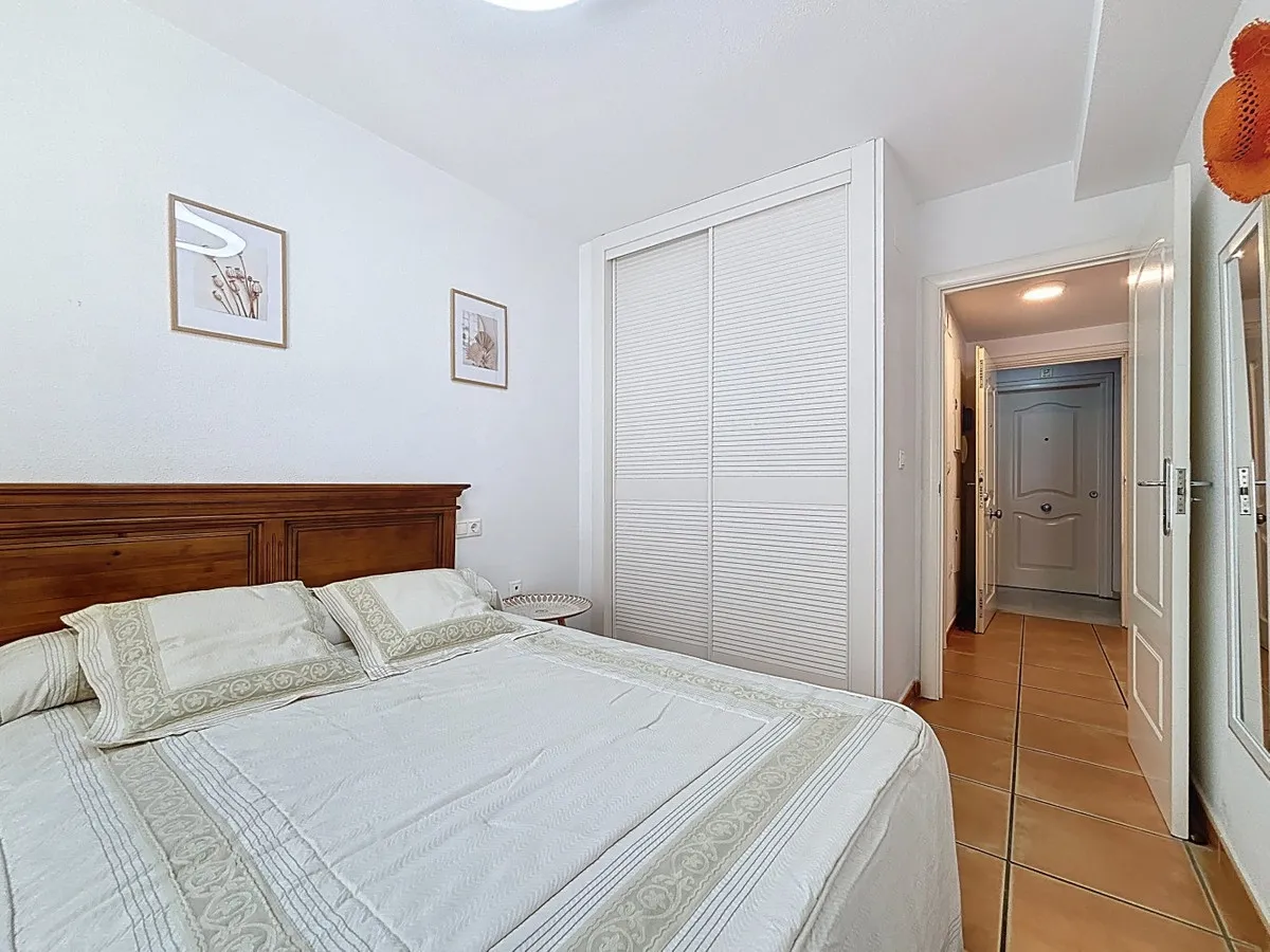 3722461f-01f0-4fe2-8a67-25ce76cad8fb