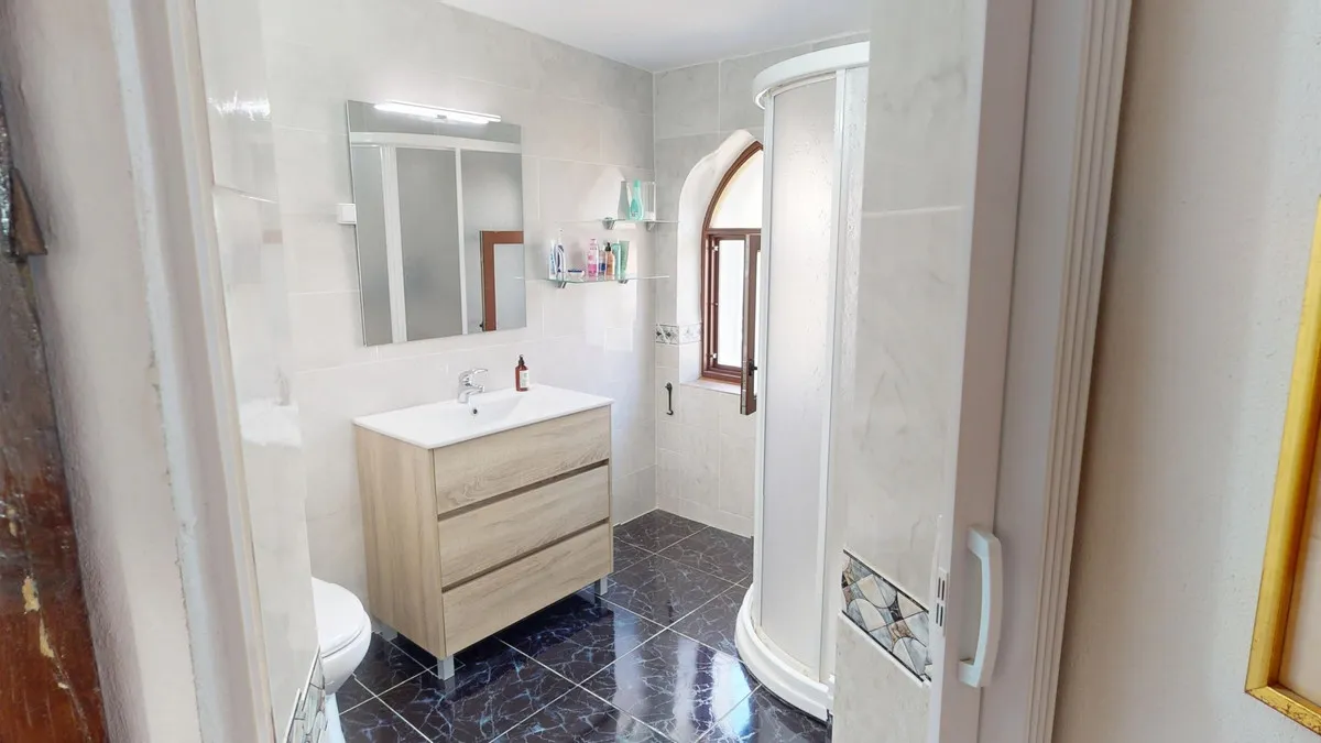 0292c64f-2c81-4046-a14a-5a1f856b9f70