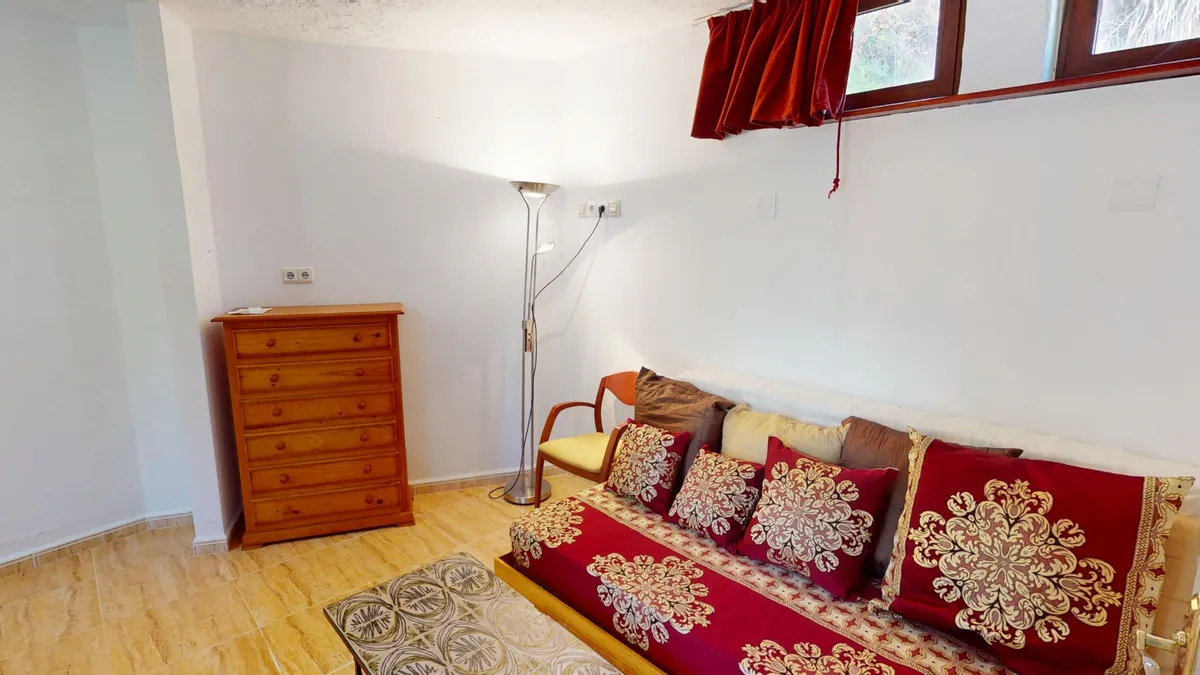 061f2276-d62f-49c8-a921-7c38de59091d