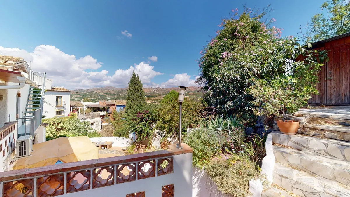 09a85f33-f1ee-4ae1-99c2-17626ab8b427