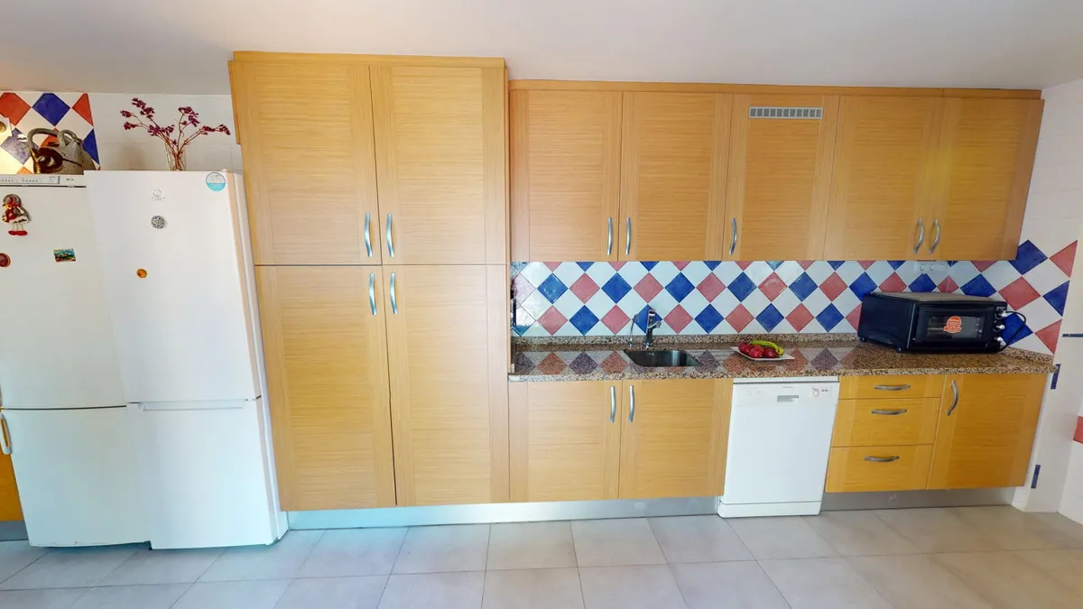 244f806f-3ce9-418f-a5a6-413d31745a87