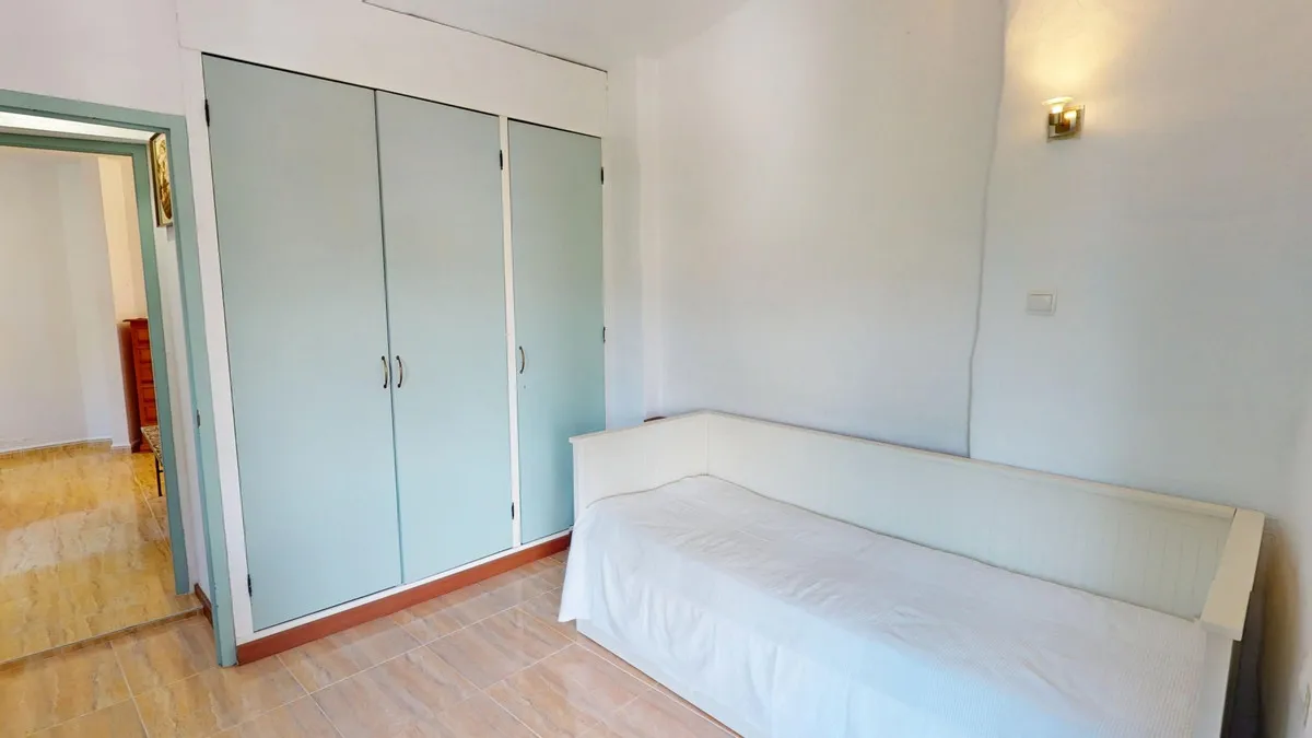 a3c00ea4-65e8-4dd7-9510-c50dfaada391