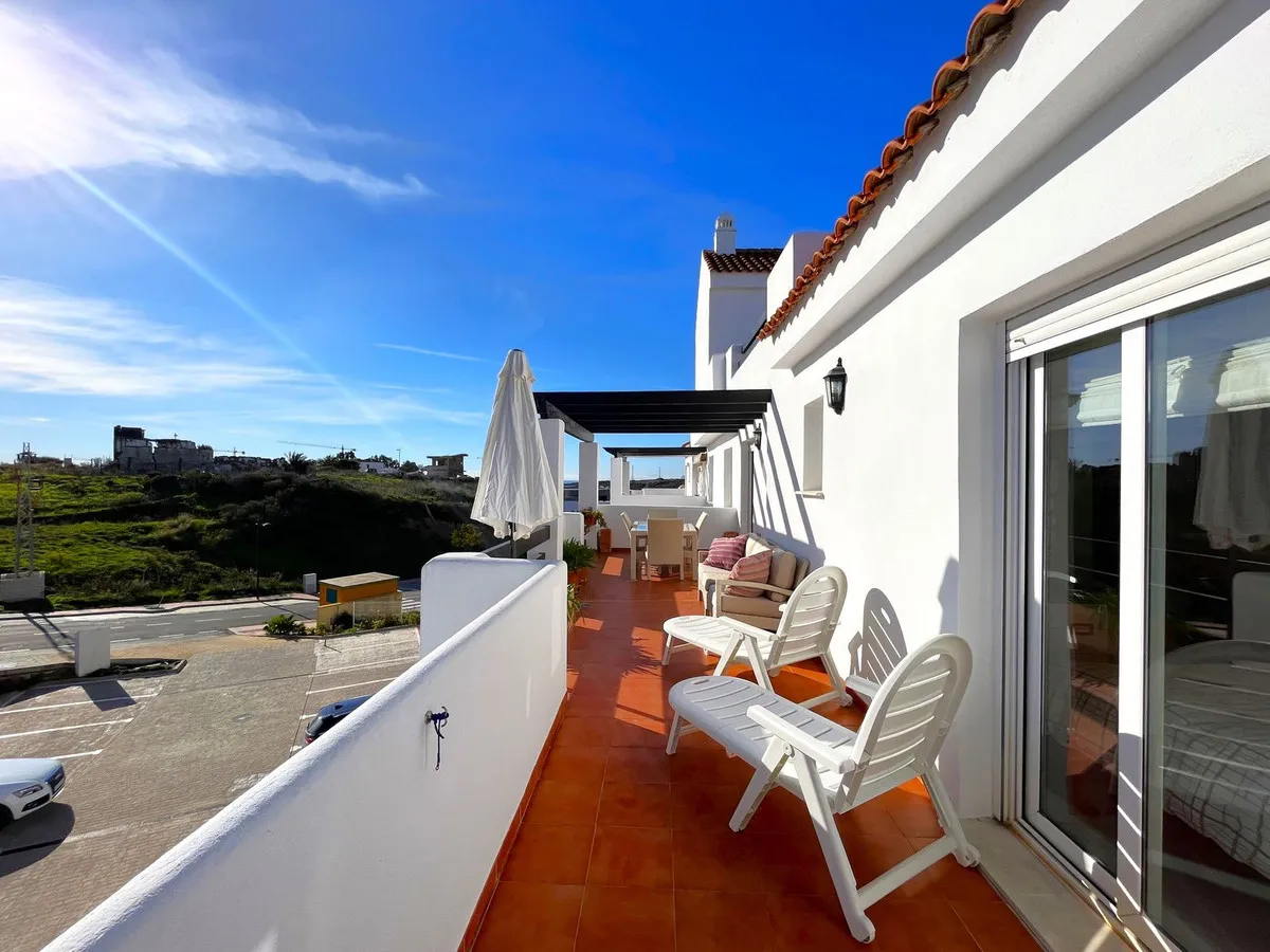 25b20e9f-157f-42a8-b608-f1569f199233