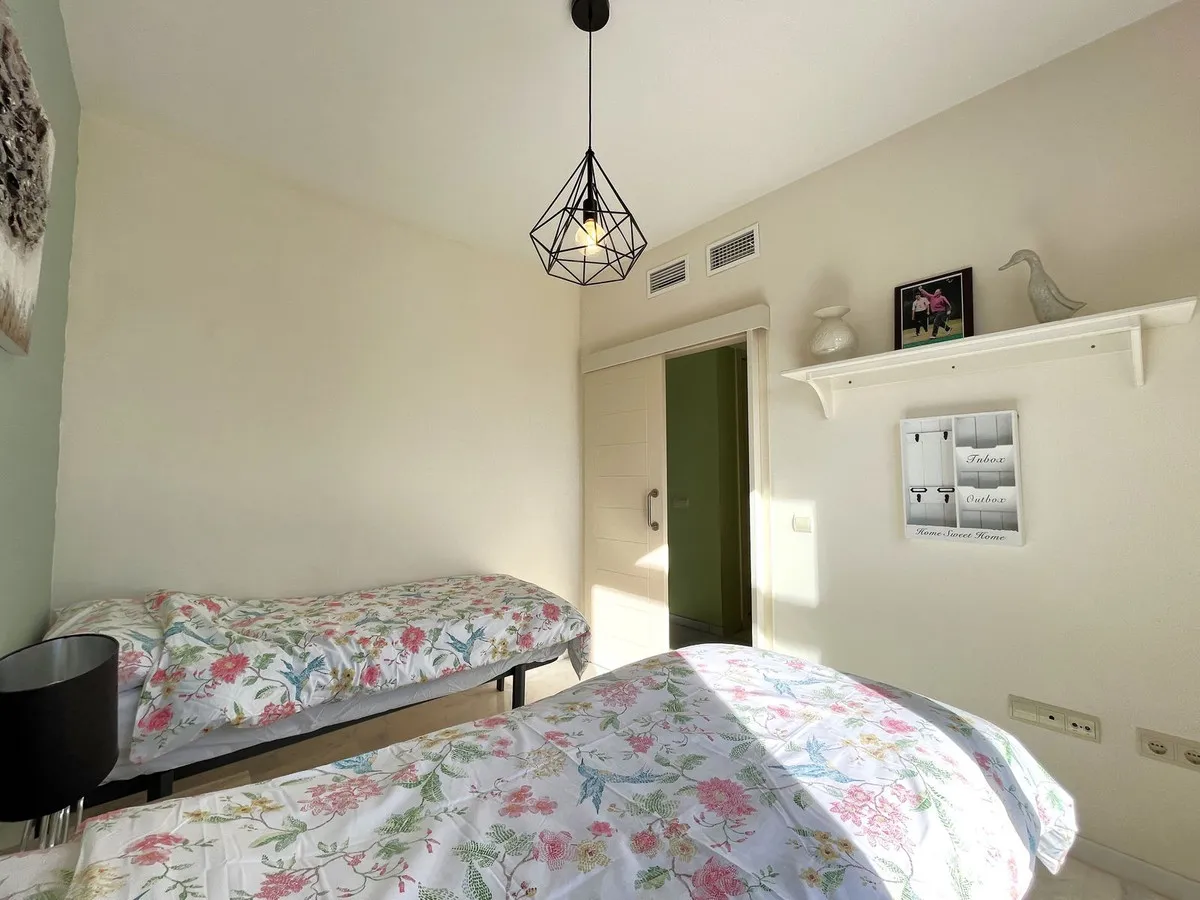 63863187-9da1-410e-8008-6a4895a11c6b