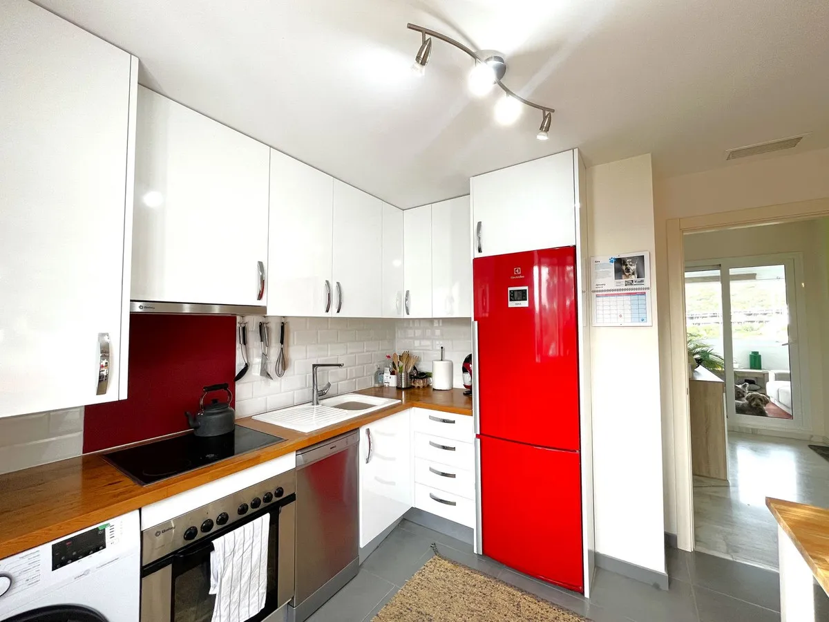 ab58c433-63fa-49b2-8288-49e6615f634c