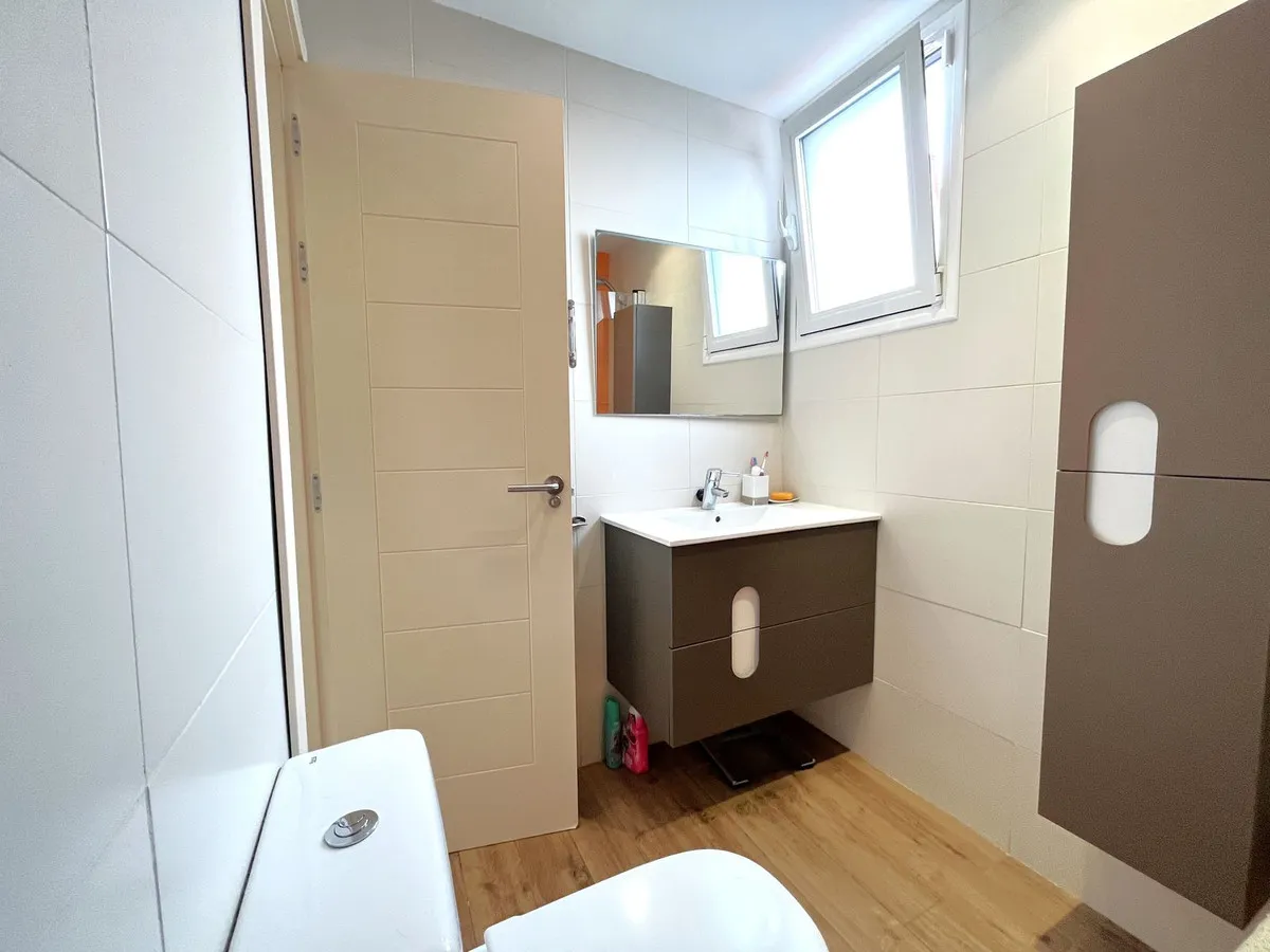 db535a92-2efc-45d8-8bd7-44c754744ddb