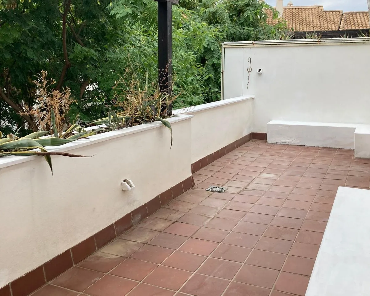 bbe1f366-deb7-42fb-80b9-8d9253f5a574