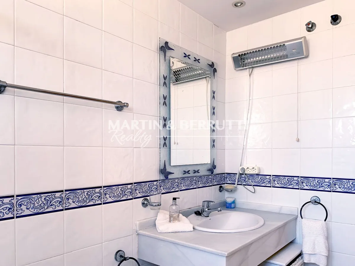 311a8d0f-3c84-40bb-b687-c3278eb62fff