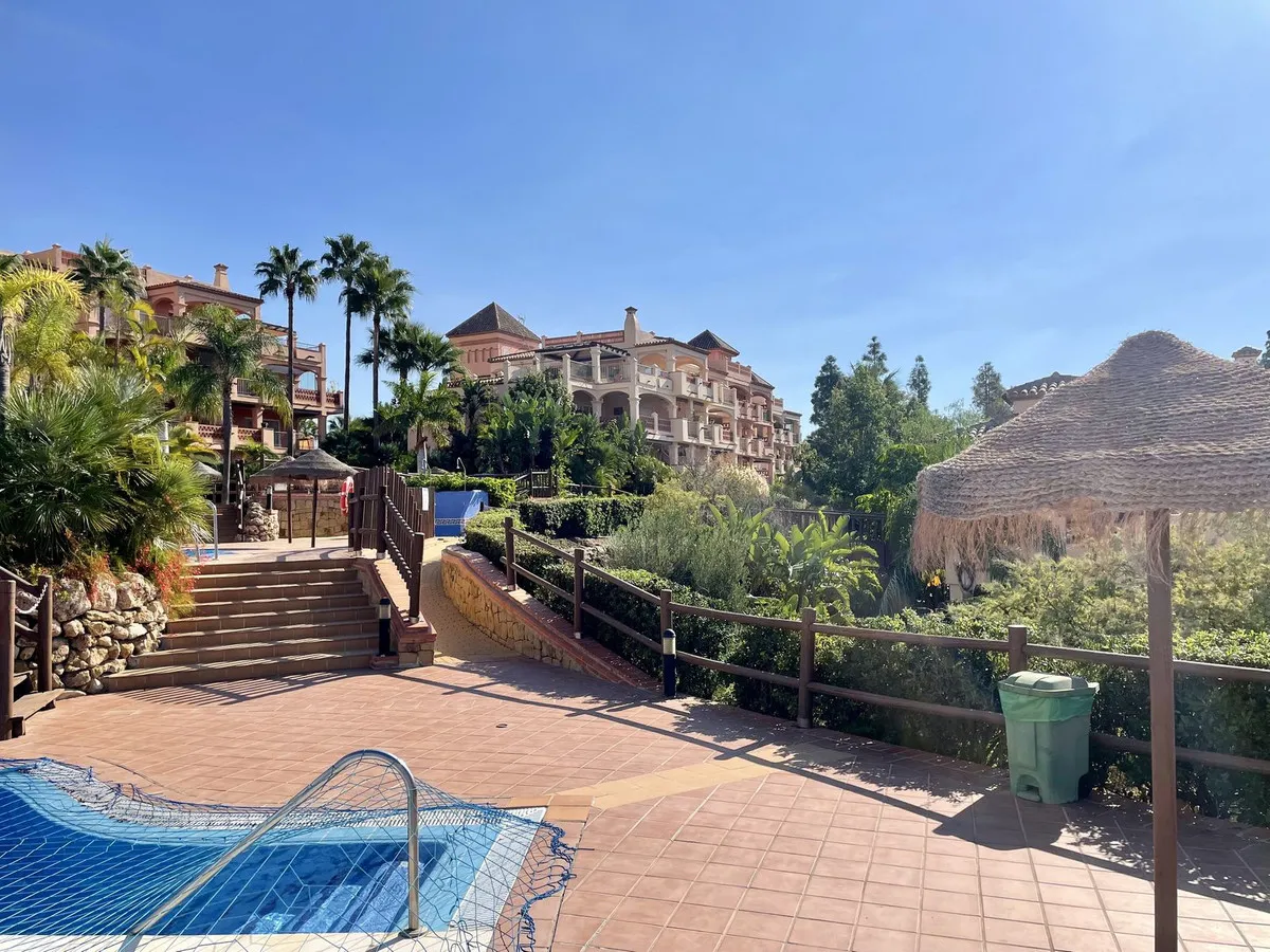 0356fda4-8abf-4e24-b65e-a556c72e4096