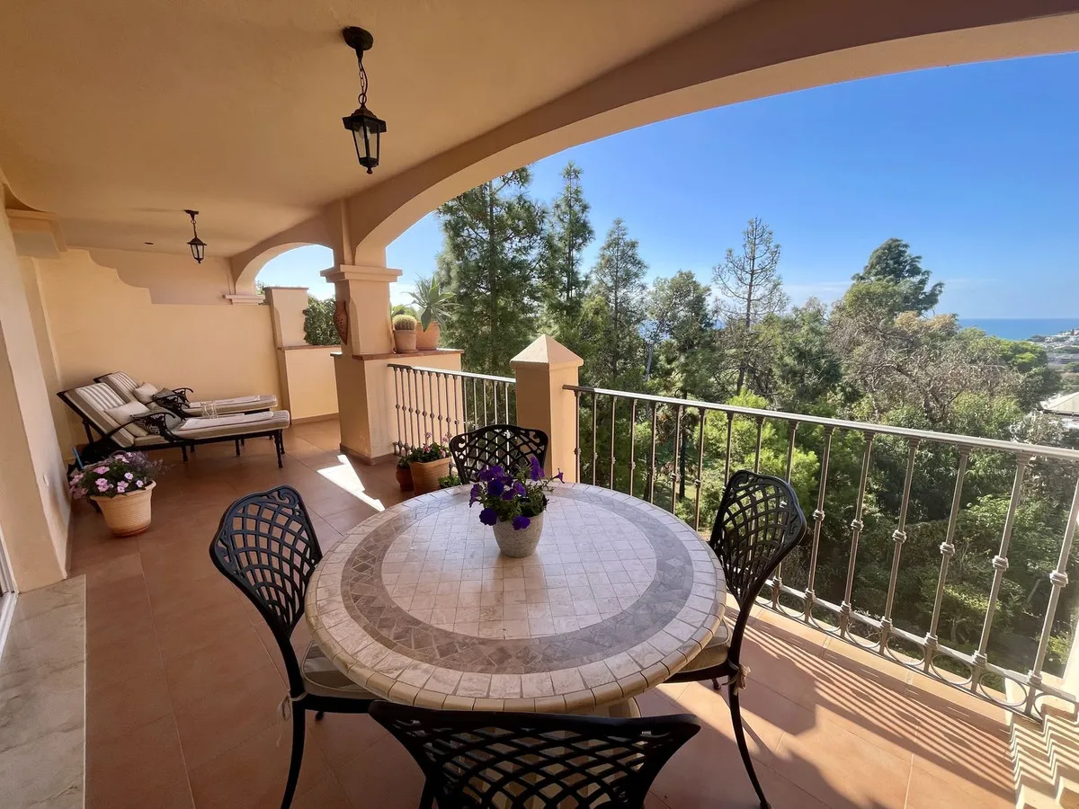 1819a719-feb1-44ad-bedf-a779d8cbca1a