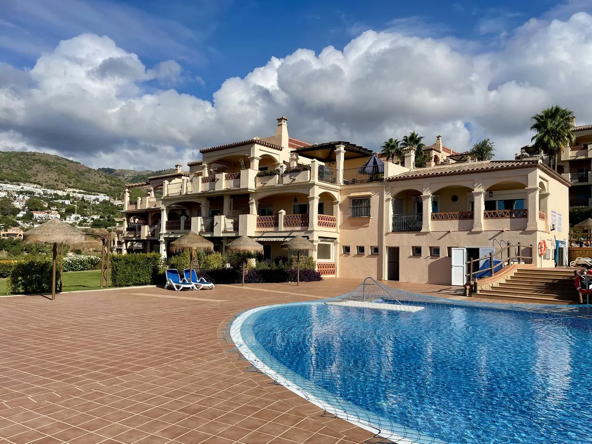 df4490ab-3c8b-4c19-b8d4-385ea06dedf0