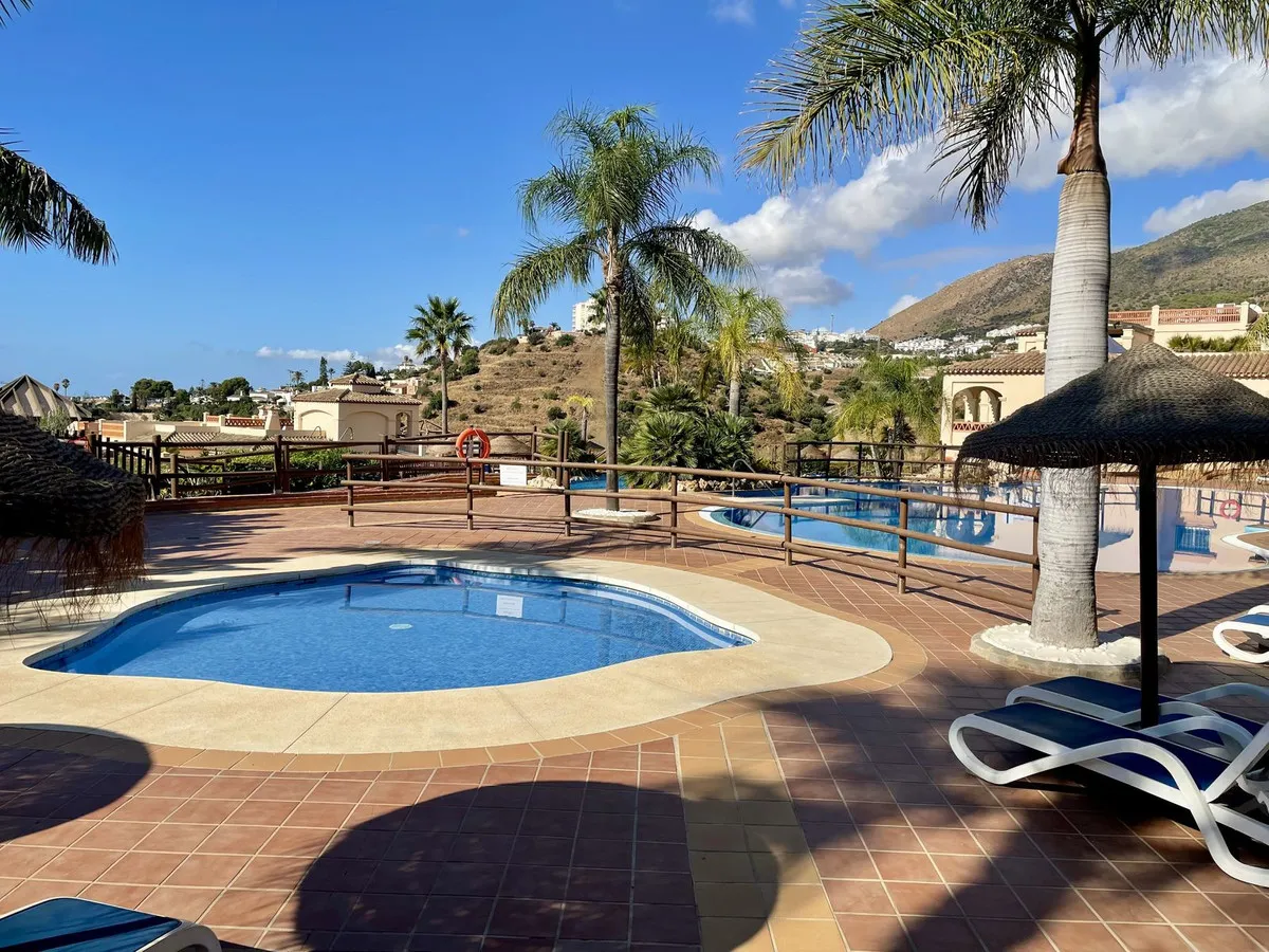 e832f1ac-0cbb-4262-95a9-8cc52e690055