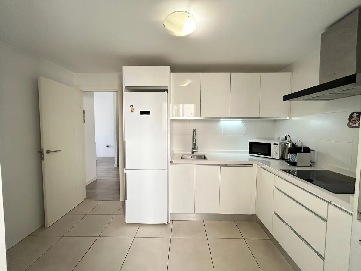 f933d31c-9788-4bbf-88f8-1c4b3ce0b866