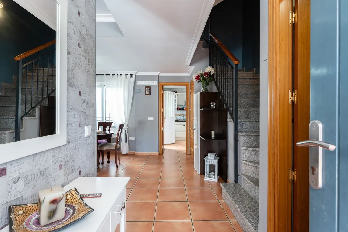 6e2cec52-1dec-412a-9841-68c6e46108ed