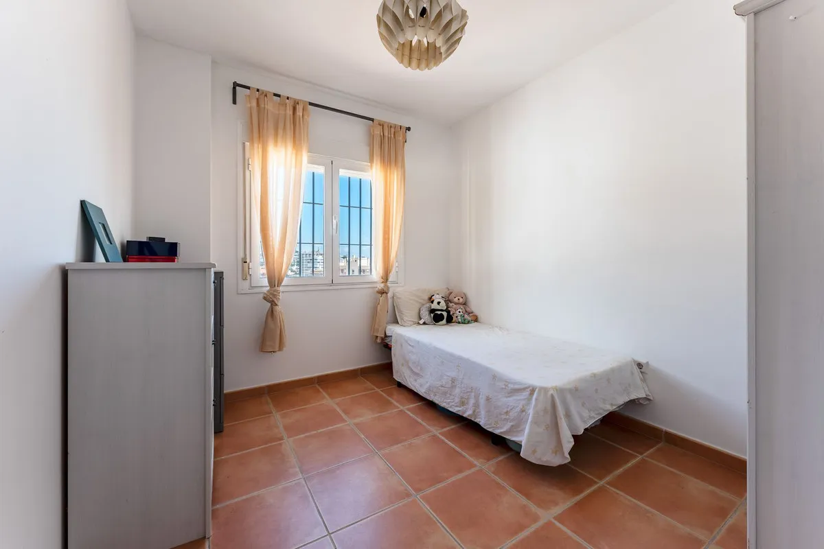 882ce023-028b-46b1-aef4-48d944bf5c61