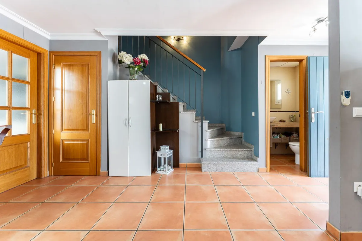 a0b2d835-20a8-4ee0-b6f1-453dc2f9a604