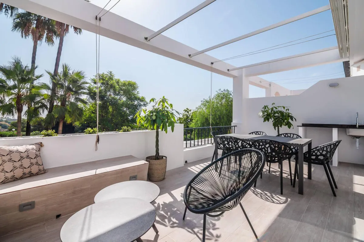 00e32f16-2c53-4284-bc87-bb48e2c43268