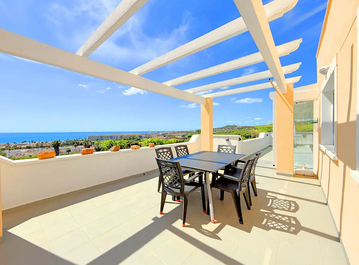 1c8312c5-5187-4f92-a846-9c1872417892