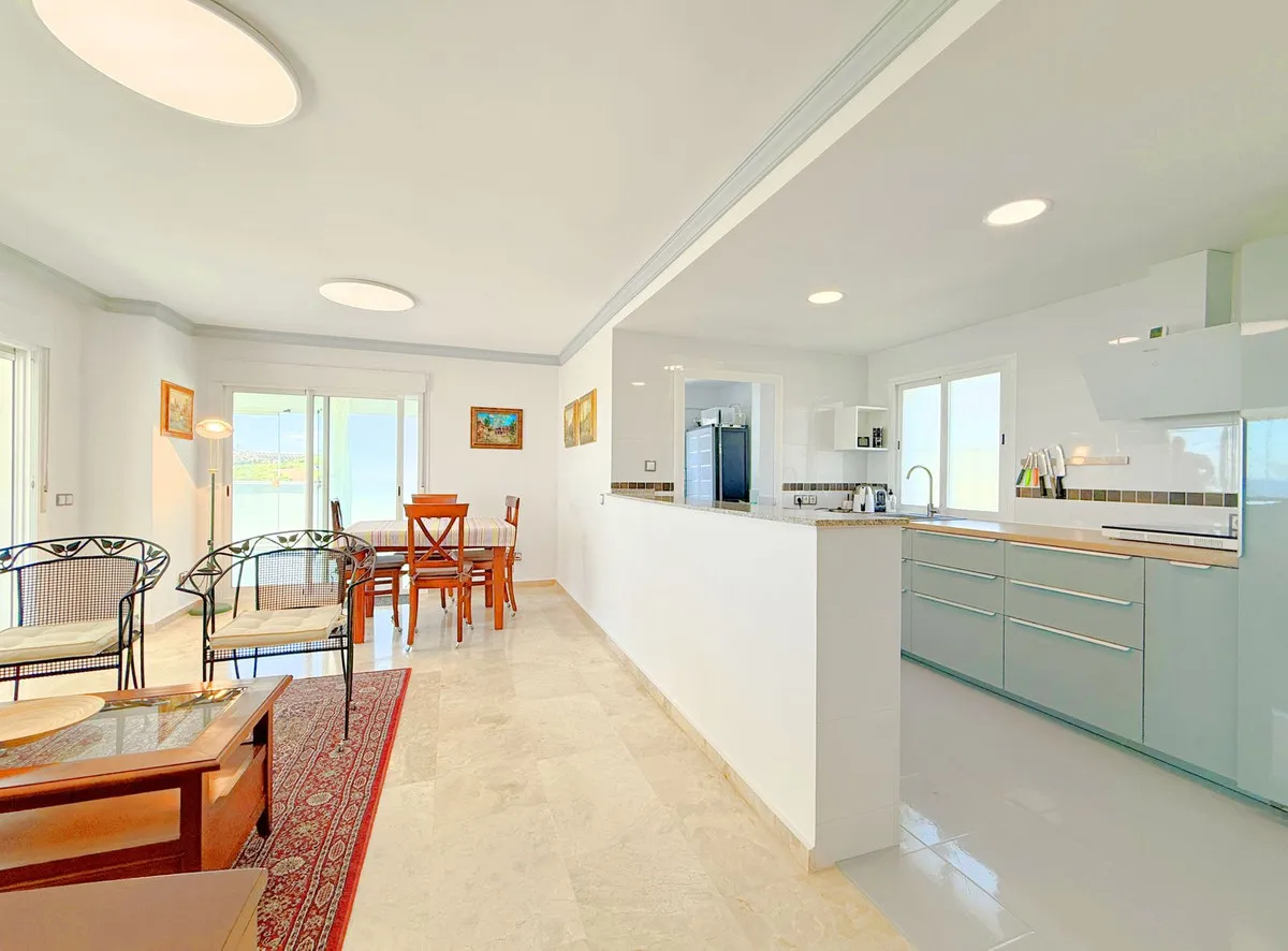 c2cb5332-ceed-4430-ad7a-7b42a115ab0c